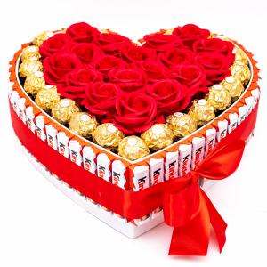 Aranjament Floral Kinder Ferrero Love, 30cm