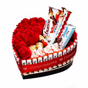 Set Cadou cu Aranjament Floral si Dulciuri, Perfect Sweet Love, 25 cm