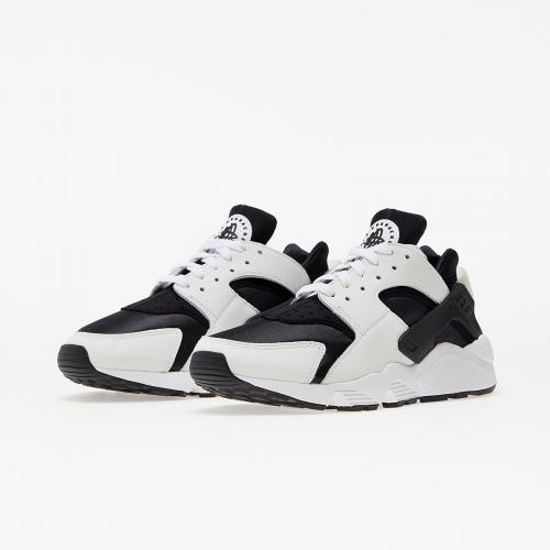 Huarache hotsell black price