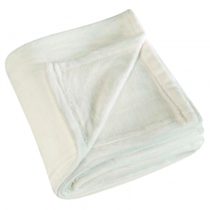 Linder Patura pufoasa alba Cocoon 130 x 180 cm