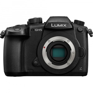 Panasonic DMC-GH5 negru - body