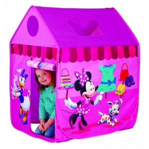 Worlds Apart Cort Minnie
