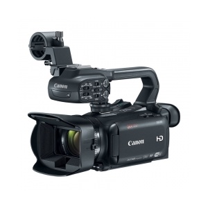 Canon XA30
