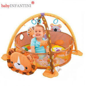 babyINFANTINI Salteluta Lion Grow-With-Me cu mingiute