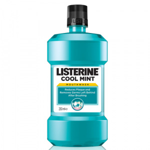 Listerine Apă de gură împotriva acoperiri dentare Coolmint 250 ml