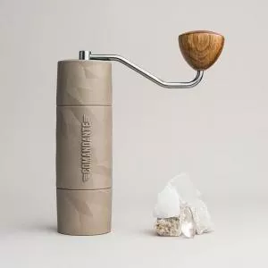 Comandante X25 Trailmaster Dune + GRATUIT: COFFEE FRESHLY ROASTED BY BCR (1 PUNGA)