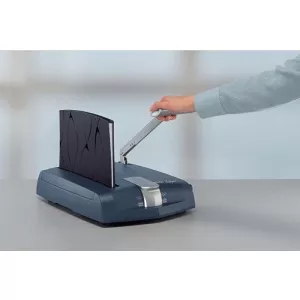 Leitz Aparat de legat, Leitz Impressbind 140