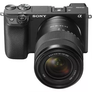 Sony Alpha 6400 Body Black + Obiectiv E 18-135 mm f/3.5-5.6 OSS