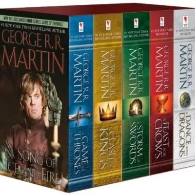 George R. R. Martin A Song of Ice and Fire Box Set - 5 Books