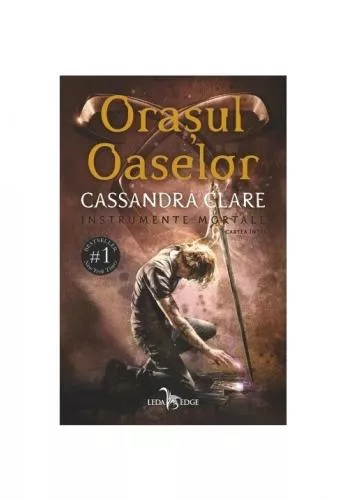 Corint Orasul Oaselor. Seria Instrumente Mortale, Vol.1